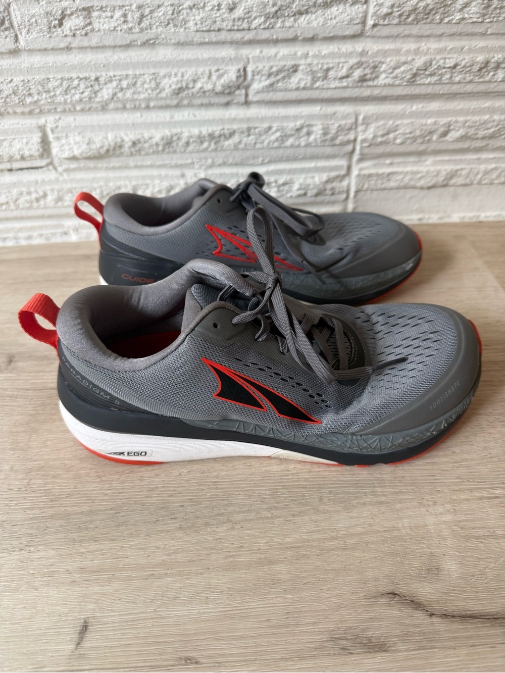 Altra Paradigm 5 running shoes wide toe box zero-drop breathable size 7
